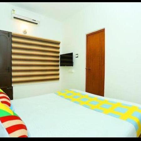 The Solo Apartments Kadavanthra Kochi Exterior foto