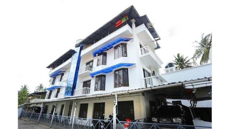 The Solo Apartments Kadavanthra Kochi Exterior foto